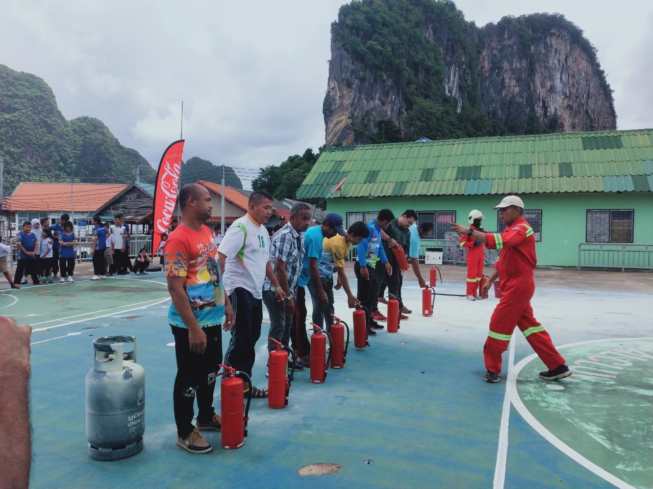 โครงการซ้อมแผนอพยพหนีภัยในชุมชนบ้านเกาะปันหยี